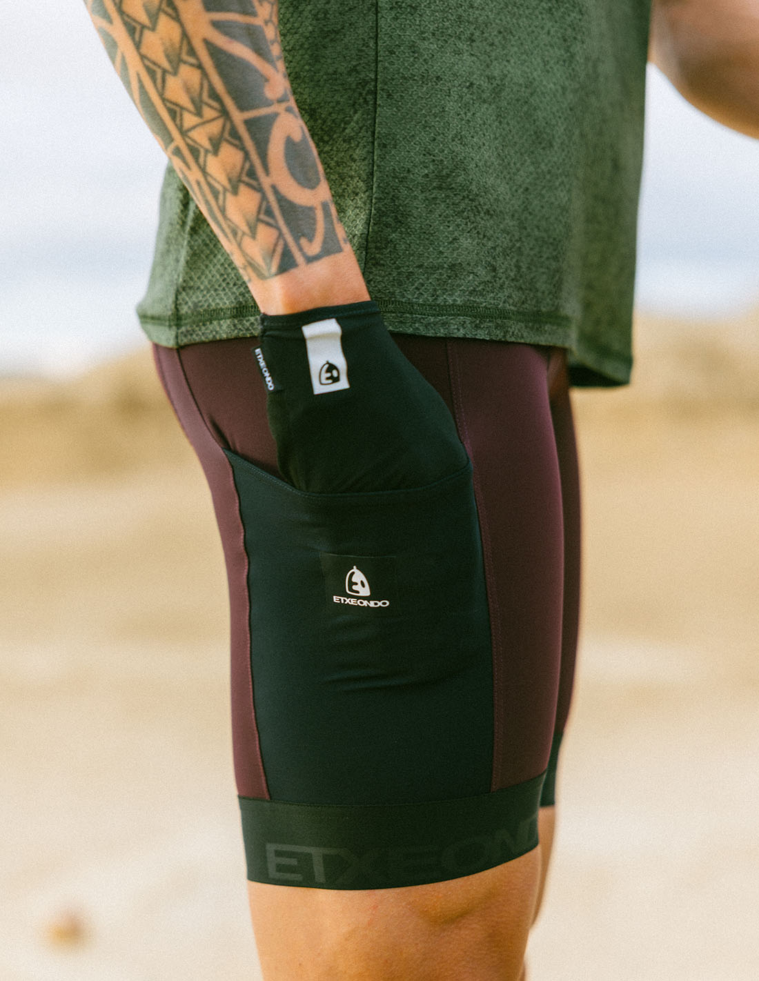 ビブパンツ EXO CARGO